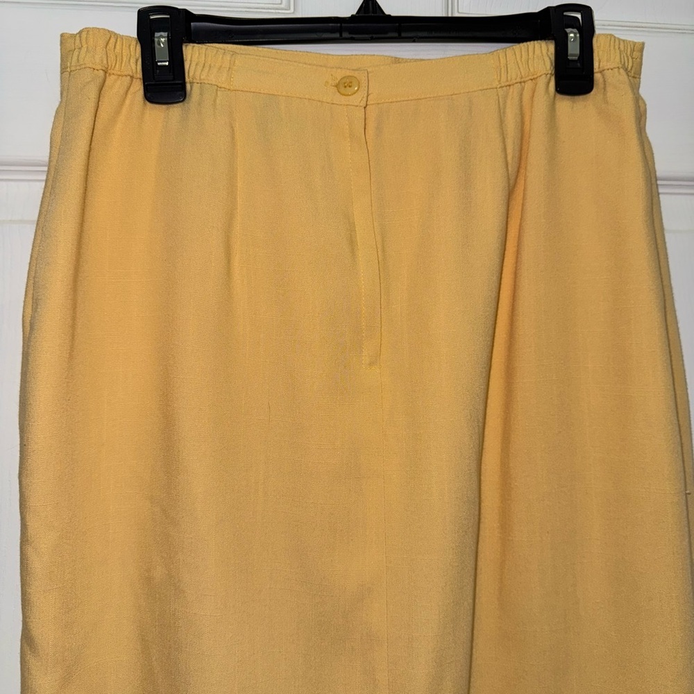 Sag Harbor Yellow Pencil Midi Skirt for Work - Picture 6 of 9